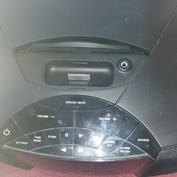 Stereo  System - Picture 5 of 7